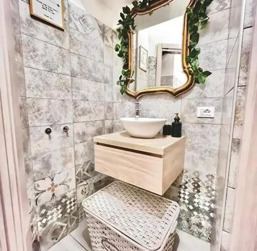 Casa Noe - Graziosa Vicino Al Centro Apartmán